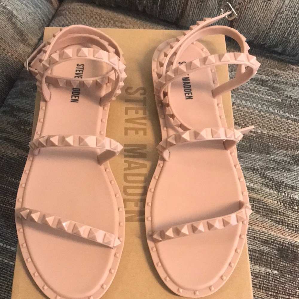 Steven Madden Sandals